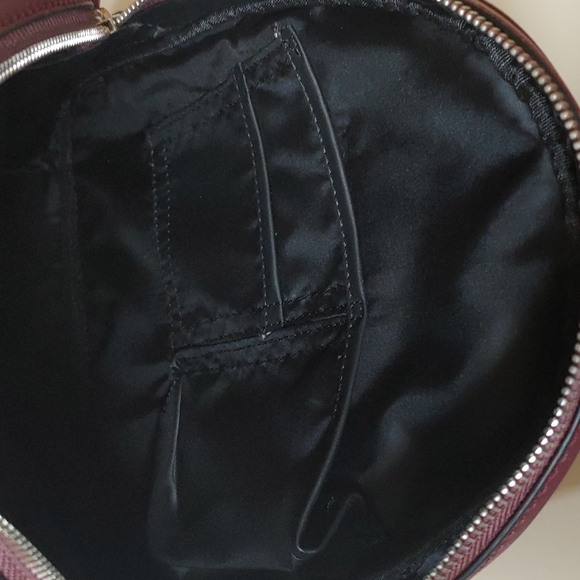 Guess Mini Backpack Bag - Picture 16 of 16